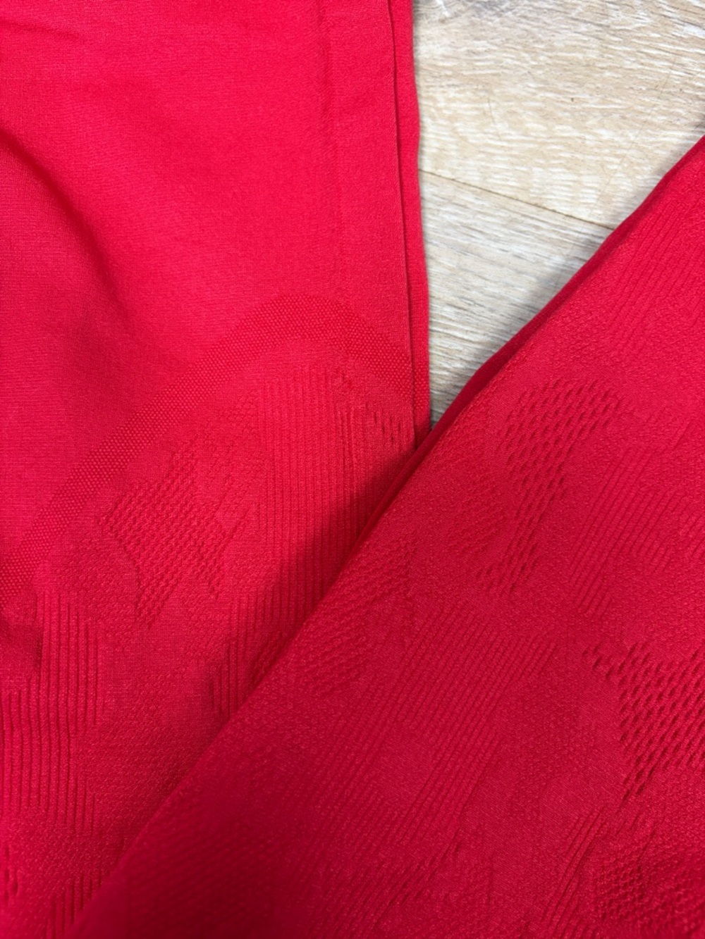 Fabletics compression style size medium Red High-Waist Leggings - Picture 2 of 4